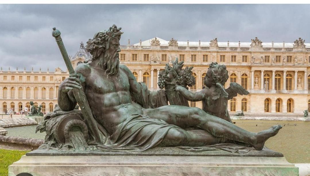 Home Versailles Exteriör bild